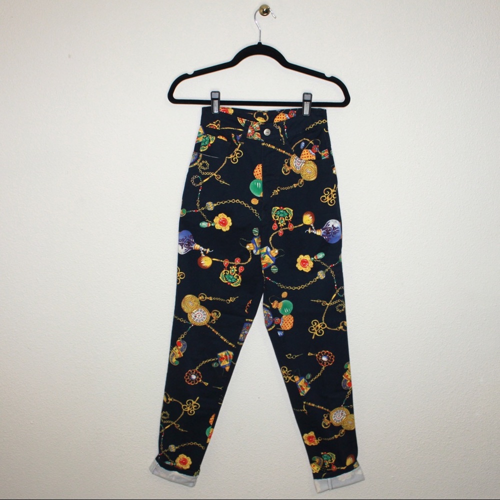 Original Aaron wear pants